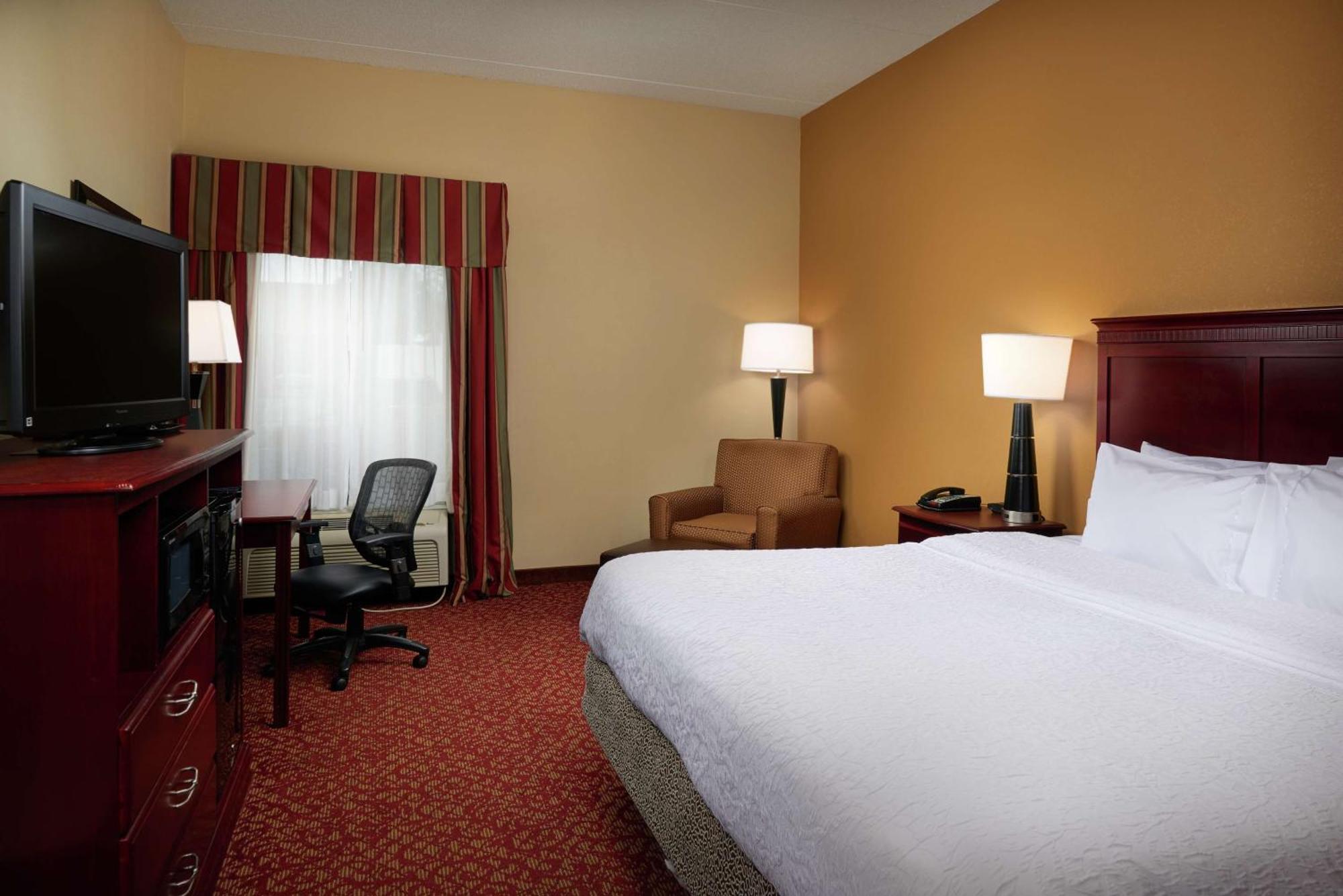 Hampton Inn Newport News-Yorktown Exteriör bild