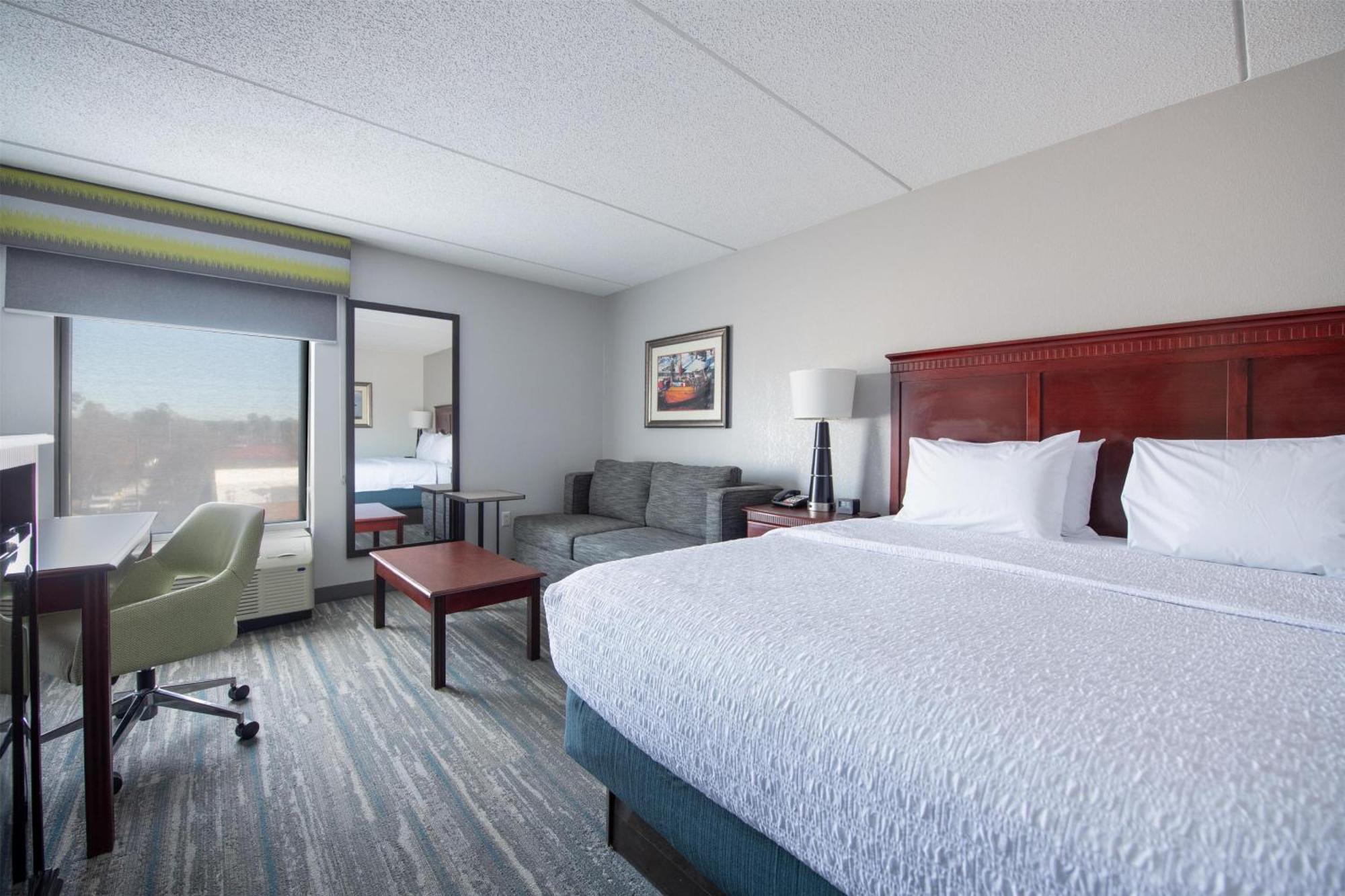 Hampton Inn Newport News-Yorktown Exteriör bild